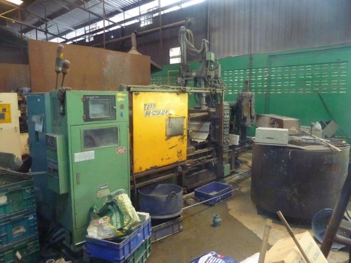 เครื่องฉีดหล่อแบบอะลูมิเนียม (ญี่ปุ่น) Clamping Force 125 ตัน