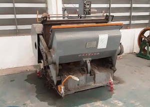 เครื่องอัดตัด ปั้มและตัดกระดาษ