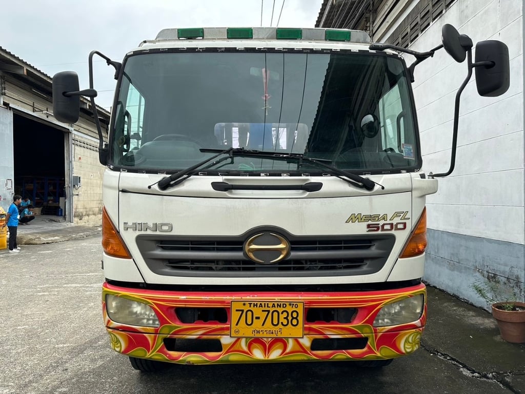 HINO FL 212แรงม้า รถหัวลากติดเครน ปี2006 เลขไมล์ 13,714 กม.