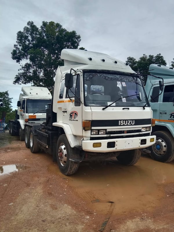 ขายหัวลาก isuzu 240