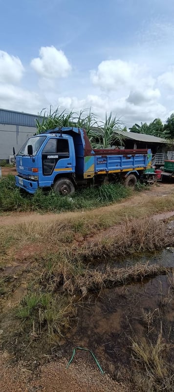 ขายรถ 6 ล้อดั้ม isuzu 165แรง