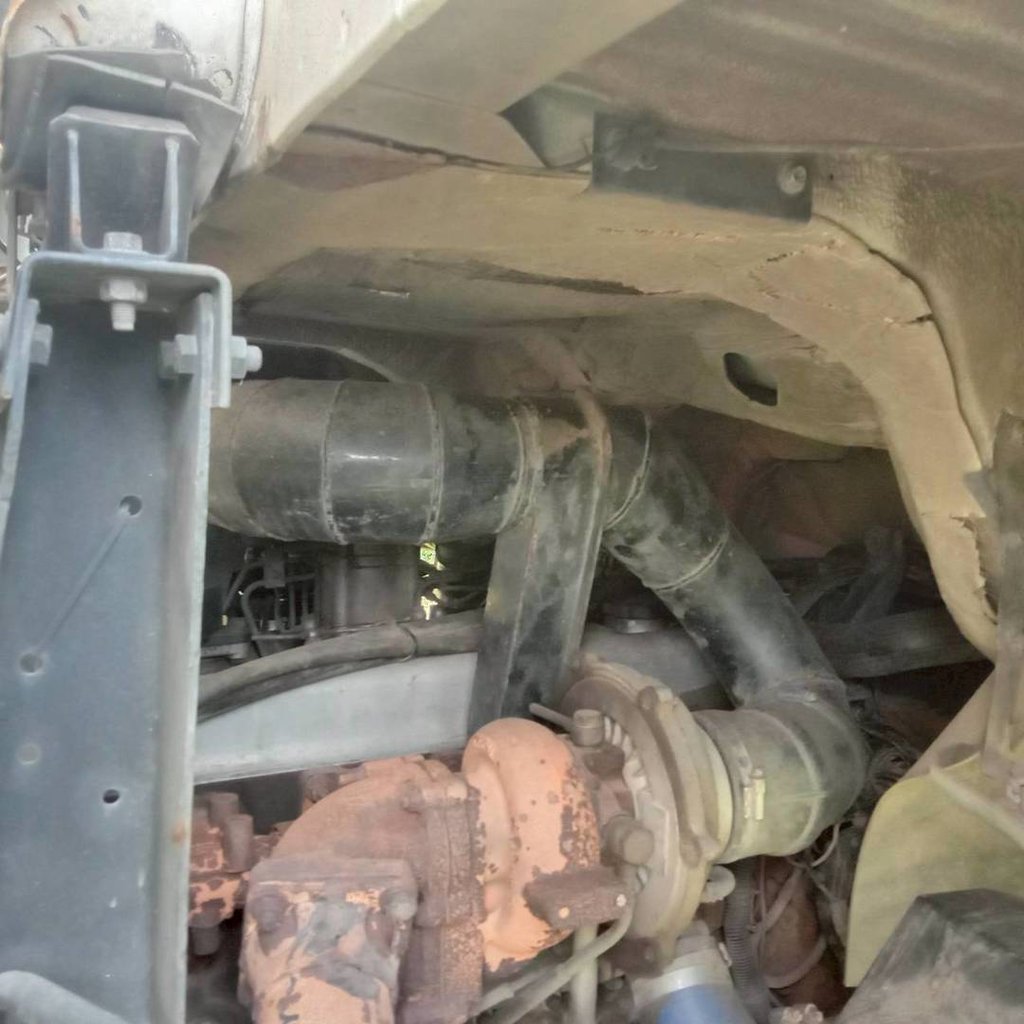ขายรถสิบล้อ nissan 260