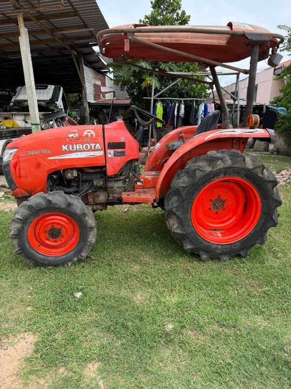 ขายรถไถคูโบต้า l 36 แรง
