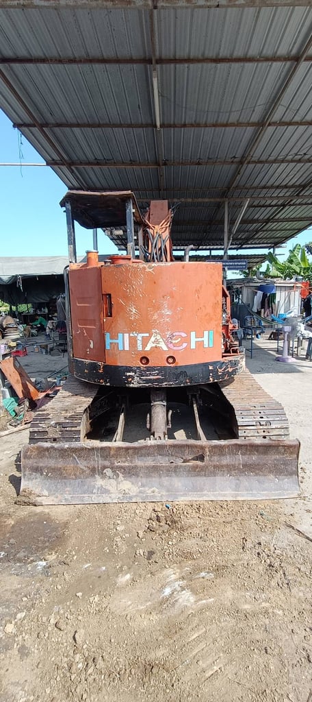 ขายรถแม็คโคร hitachi EX50u ขายรถแม็คโคร hitachi EX50u