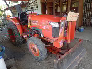 ขายรถไถคูโบต้า l 3008DT