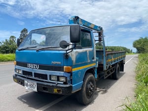 ขายรถ 6 ล้อ isuzu ติดเครน 150 แรง