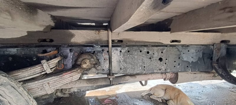 ขายรถ 6 ล้อพื้นเรียบ isuzu 175