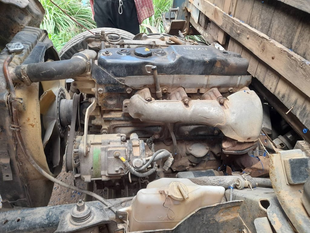 ขายรถ 6 ล้อ isuzu 115 แรง ขายรถ 6 ล้อ isuzu 115 แรง