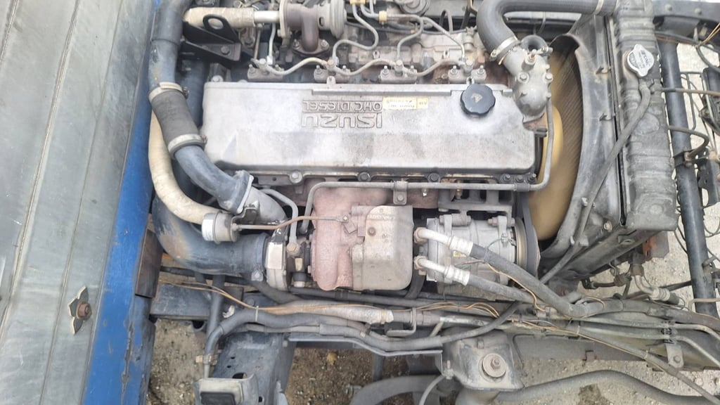 ขายรถ 6 ล้อ isuzu 130 แรงม้า ขายรถ 6 ล้อ isuzu 130 แรงม้า