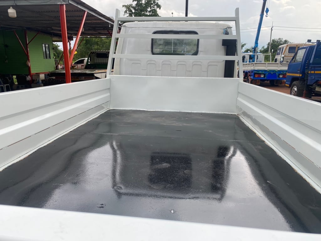 ขายรถ 4 ล้อ isuzu 88