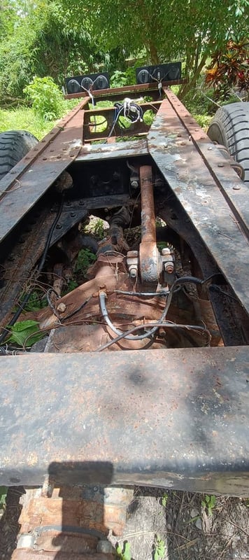 ขายรถสิบล้อ nissan UD 265 แรงม้า