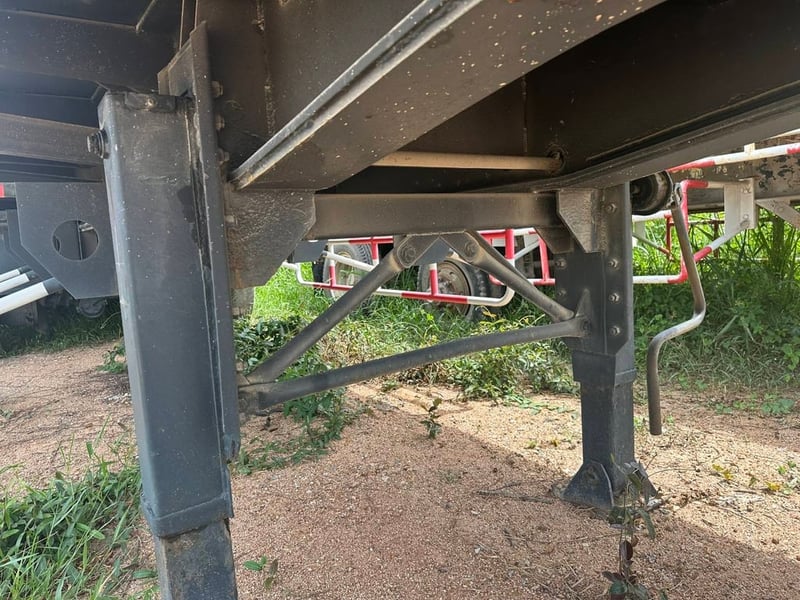 ขายหางพื้นเรียบ rck มี 2 หาง