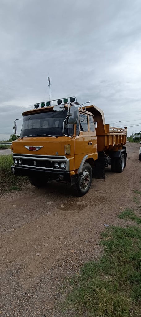 ขายรถหกล้อดั้มฮีโน่ 130แรง