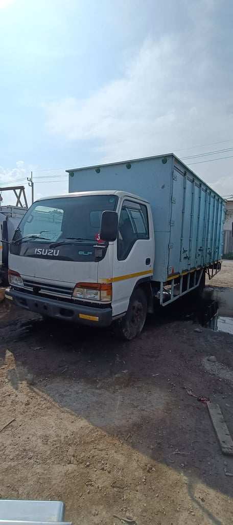 ขายรถ 6 ล้อ isuzu 125 ขายรถ 6 ล้อ isuzu 125
