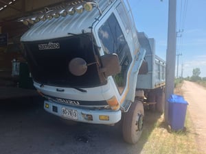 ขายรถ 6 ล้อดั้ม isuzu 160 แรง ขายรถ 6 ล้อดั้ม isuzu 160 แรง