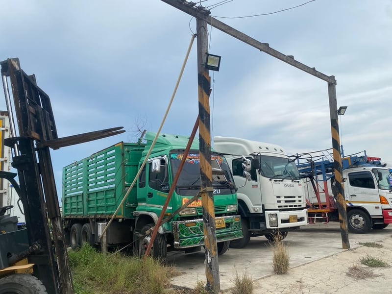 ขายพ่วงแม่ลูกดั้ม isuzu 270