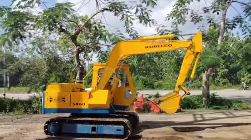 ขายรถแม็คโคร KOBELCO SK 60