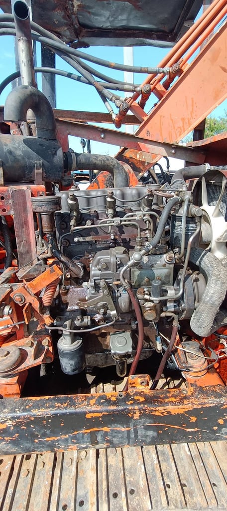 ขายรถแม็คโคร hitachi EX50u ขายรถแม็คโคร hitachi EX50u