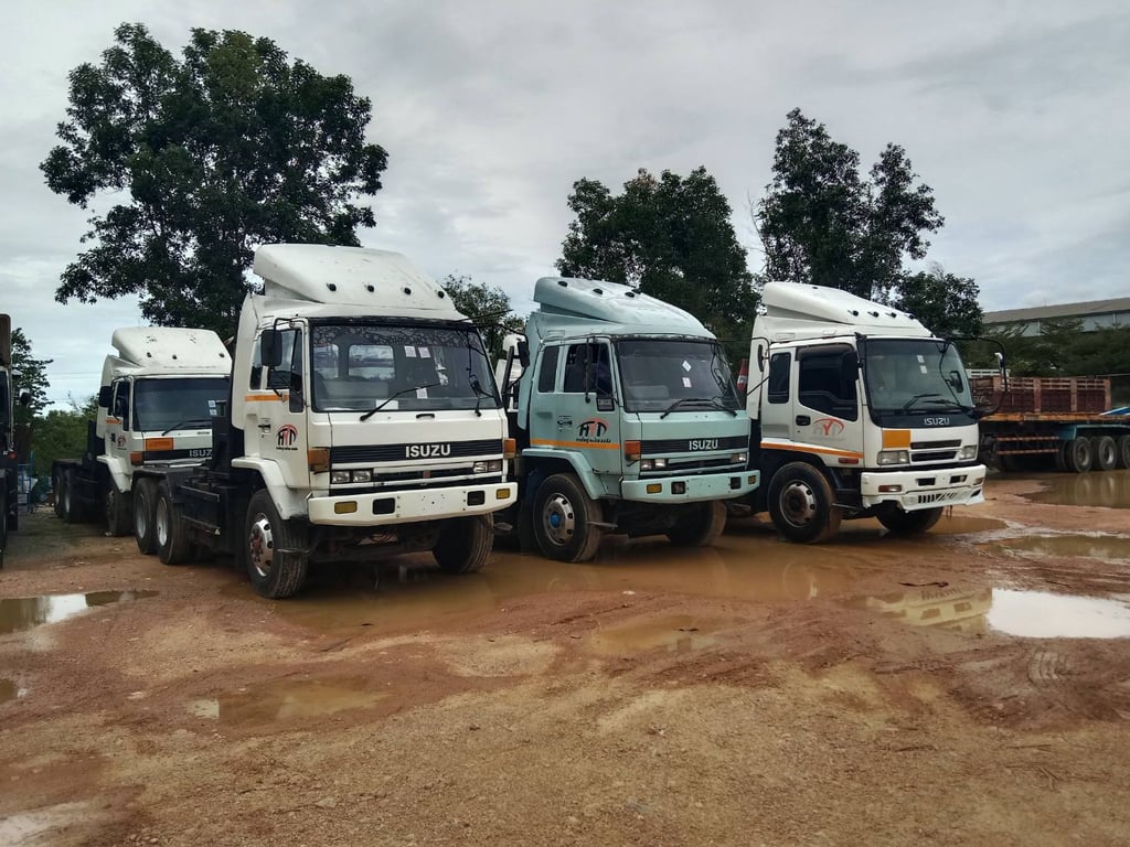 ขายหัวลาก isuzu 240 ขายหัวลาก isuzu 240