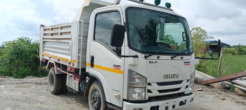 ขายรถ 6 ล้อดั้ม isuzu 130