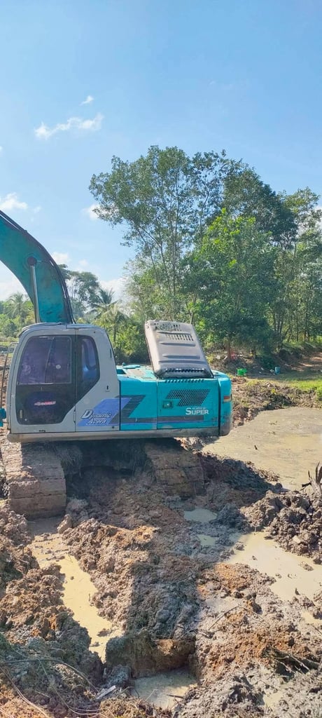 ขายรถ KOBELCO SK 200-8