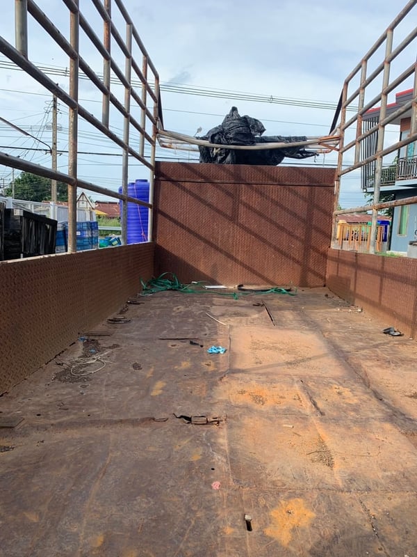 ขายรถ 6 ล้อ hino 117แรงม้า