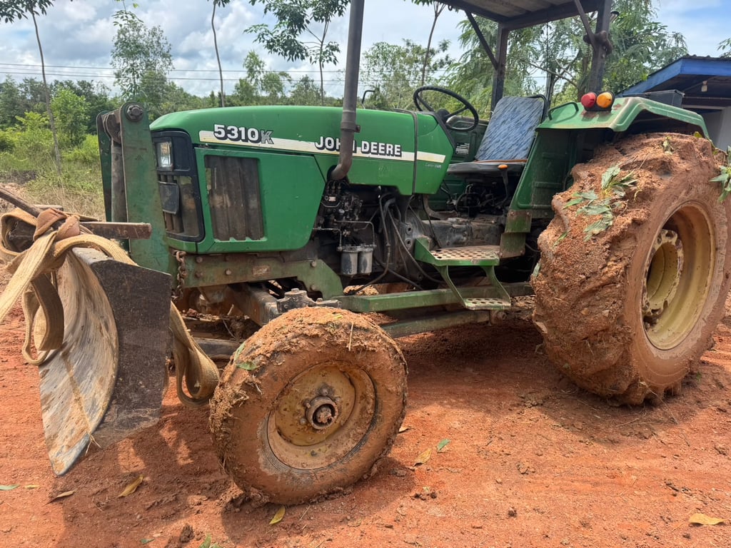 ขายรถไถ john deere รุ่น 5310 ขายรถไถ john deere รุ่น 5310