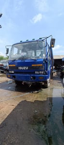 ขายรถ 6 ล้อพื้นเรียบ isuzu 175
