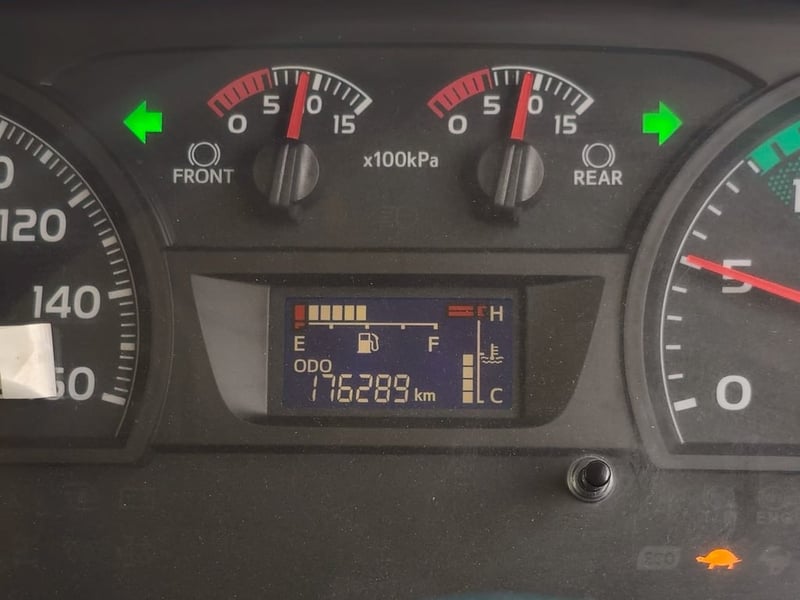 HINO FM 344แรงม้า รถบรรทุก 10ล้อ พ่วงแม่ลูก ปี2024 เลขไมล์ 176,300 กม. HINO FM 344แรงม้า รถบรรทุก 10ล้อ พ่วงแม่ลูก ปี2024 เลขไมล์ 176,300 กม.