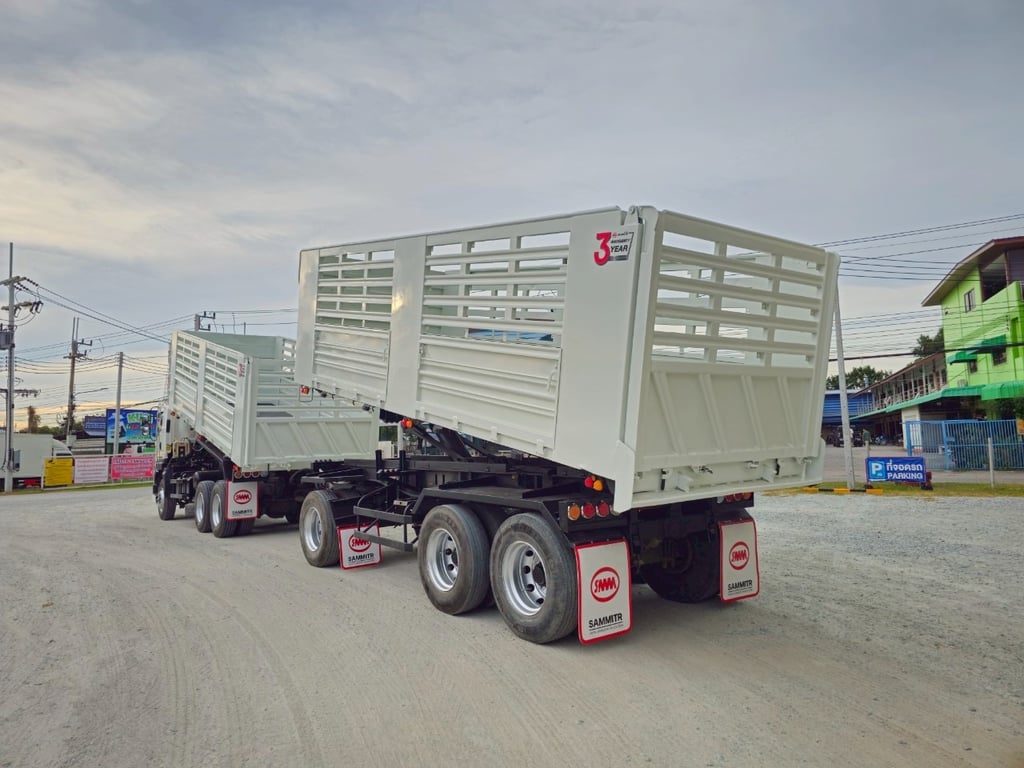 #สิบล้อดั้มพ์ ISUZU FXZ 360 แรง ปี 2566 ขาวสะอาดตา กระบะอู่สามมิตรแท้ (3843,3844) #สิบล้อดั้มพ์ ISUZU FXZ 360 แรง ปี 2566 ขาวสะอาดตา กระบะอู่สามมิตรแท้ (3843,3844)