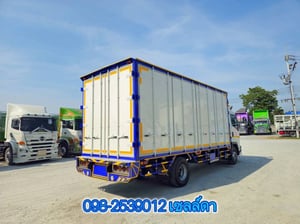 หกล้อตู้สิบบาน ISUZU FRR 210 แรง ปี 2566(8215)