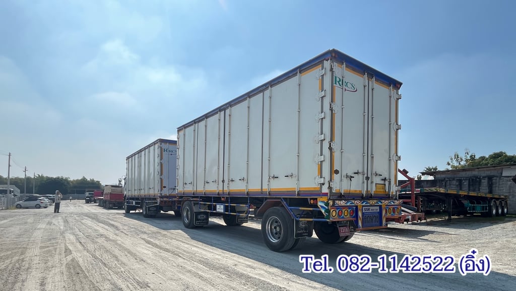 หกล้อตู้สิบบาน  ISUZU FTR 240 แรง ปี60 (2244,2245)