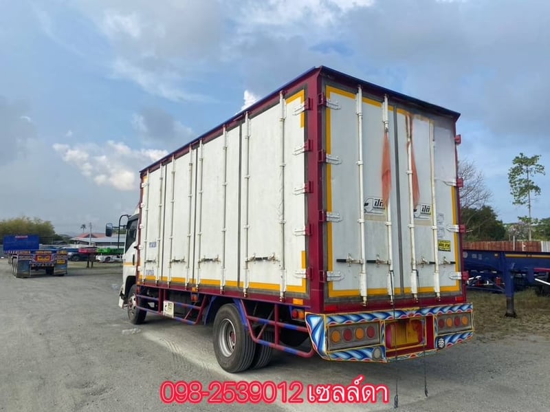 👉 หกล้อตู้สิบบาน ISUZU FRR 210 แรง ปี  2565 (2331)