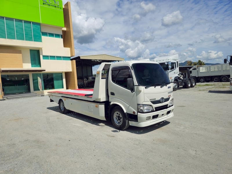 สี่ล้อสไลด์ HINO XZU 136 แรง ปี 2567 (0597)