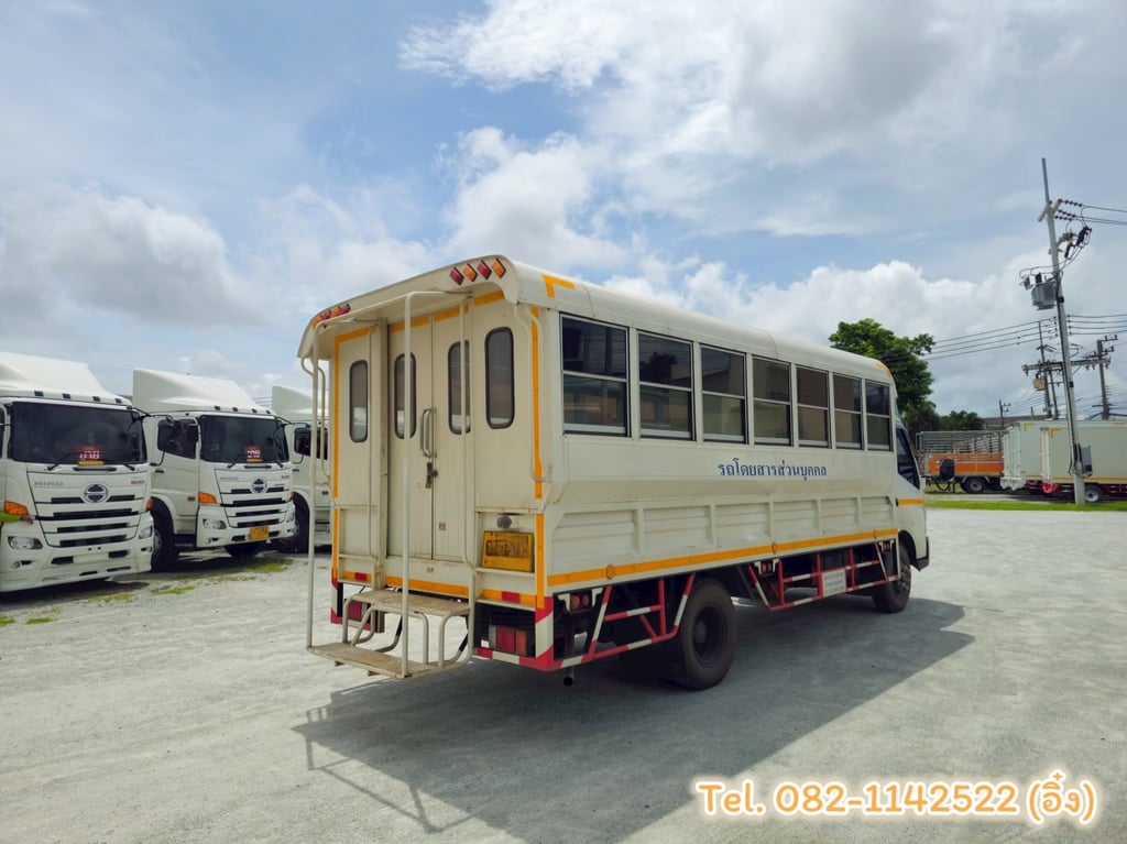 หกล้อโดยสาร HINO XZU 150 แรง ปี 2566(2429) หกล้อโดยสาร HINO XZU 150 แรง ปี 2566(2429)