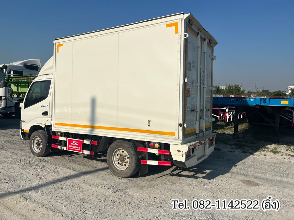 สี่ล้อตู้ HINO XZU 136 แรง ปี 2565 (8111) สี่ล้อตู้ HINO XZU 136 แรง ปี 2565 (8111)