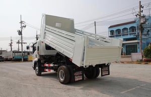 ISUZU FRR 210แรงม้า รถบรรทุก 6ล้อ ดั้มพ์ ปี2023 เลขไมล์ 110,000 กม. ISUZU FRR 210แรงม้า รถบรรทุก 6ล้อ ดั้มพ์ ปี2023 เลขไมล์ 110,000 กม.