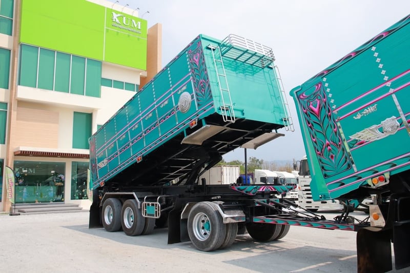 ISUZU FXZ 360แรงม้า รถบรรทุก 10ล้อ พ่วงแม่ลูก ปี2022 ISUZU FXZ 360แรงม้า รถบรรทุก 10ล้อ พ่วงแม่ลูก ปี2022