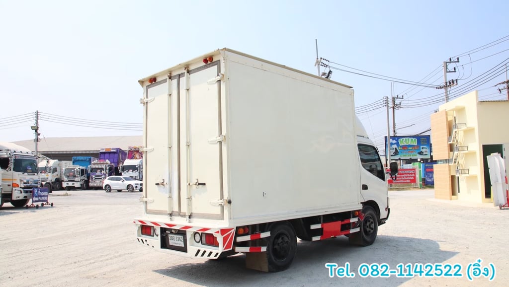 สี่ล้อตู้ HINO XZU 136 ปี2563 (3262)