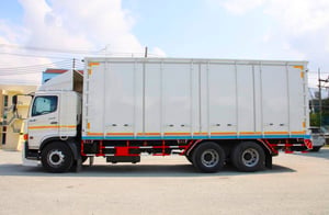 HINO FL 260แรงม้า รถบรรทุก 10ล้อ ตู้แห้ง ปี2018 HINO FL 260แรงม้า รถบรรทุก 10ล้อ ตู้แห้ง ปี2018