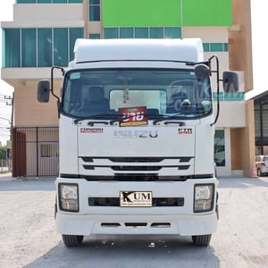 หกล้อหัวลาก ISUZU FTR 240 แรง ปี 2565 (2712)
