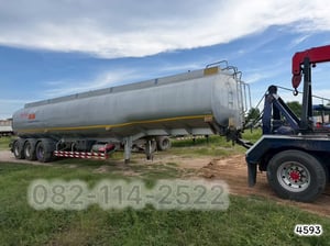 หางพ่วงน้ำมัน สามเพลา อู่ บันเทิงรุ่งเรือง ปี 2558 (4593)