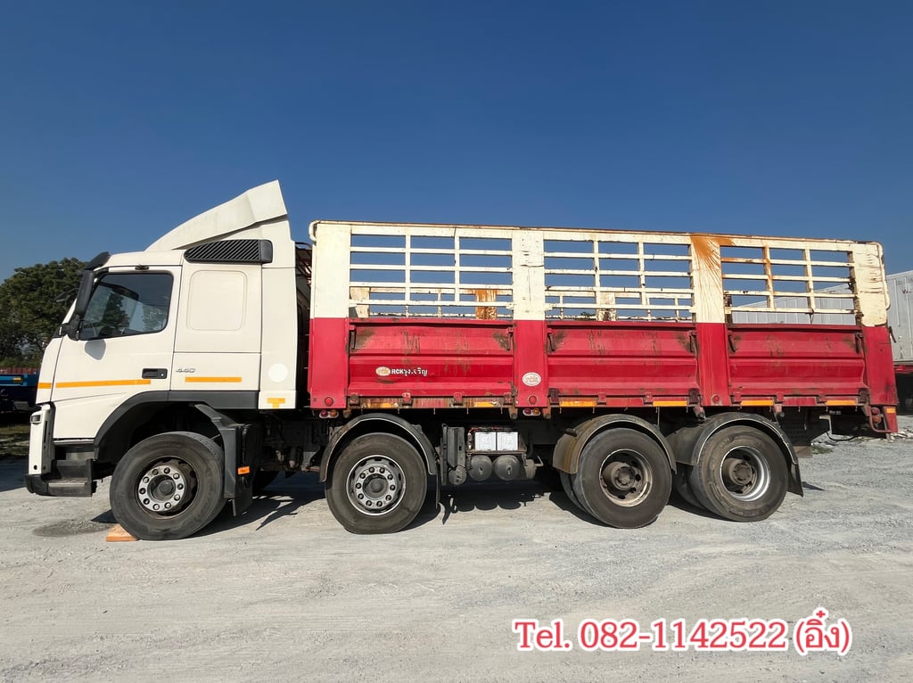 สิบสองล้อคอก VOLVO FM 440 แรง ปี2556 (2898) สิบสองล้อคอก VOLVO FM 440 แรง ปี2556 (2898)
