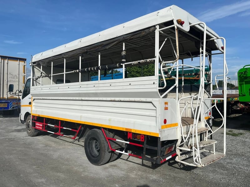 HINO XZU 150แรงม้า รถบรรทุก 6ล้อ สองแถว ปี2022 HINO XZU 150แรงม้า รถบรรทุก 6ล้อ สองแถว ปี2022
