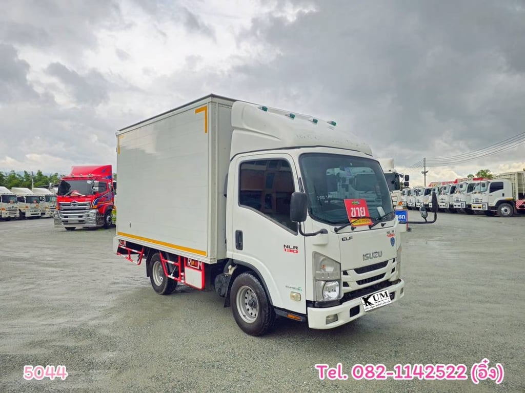 🚚💨 สี่ล้อจัมโบ้ตู้ ISUZU NLR 130 แรง ปี 2560 (5044) 🚚💨 สี่ล้อจัมโบ้ตู้ ISUZU NLR 130 แรง ปี 2560 (5044)