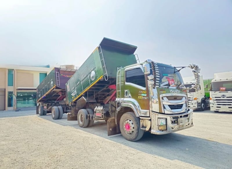 ISUZU FTR 240แรงม้า รถบรรทุก 6ล้อ พ่วงแม่ลูก ปี2022 เลขไมล์ 188,400 กม.