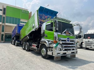 สิบล้อดั้มพ์ HINO FM1A 344 แรง ปี 2566 + หางดั้มพ์ สามเพลา อู่ ส.สมบัติ ปี 2566 (5902 5237)