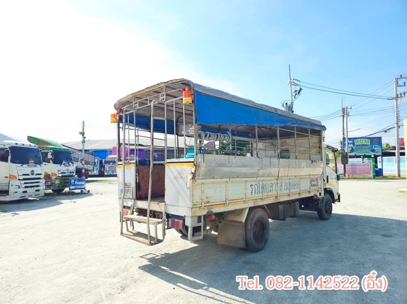 หกล้อโดยสาร ISUZU NPR 150 แรง ปี 2554 (6451)