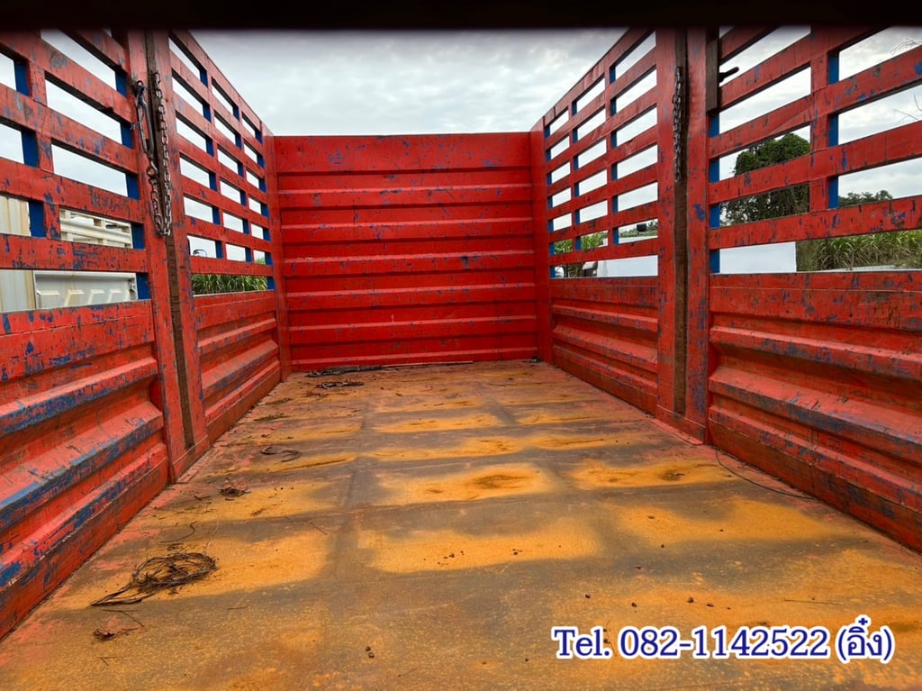 สิบล้อคอก ISUZU FVM 300 แรง ปี 2554 (5126)