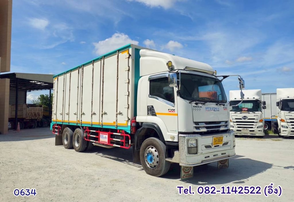 สิบล้อตู้สิบบาน ISUZU FVM 300 แรง ปี 2562 (0634) สิบล้อตู้สิบบาน ISUZU FVM 300 แรง ปี 2562 (0634)